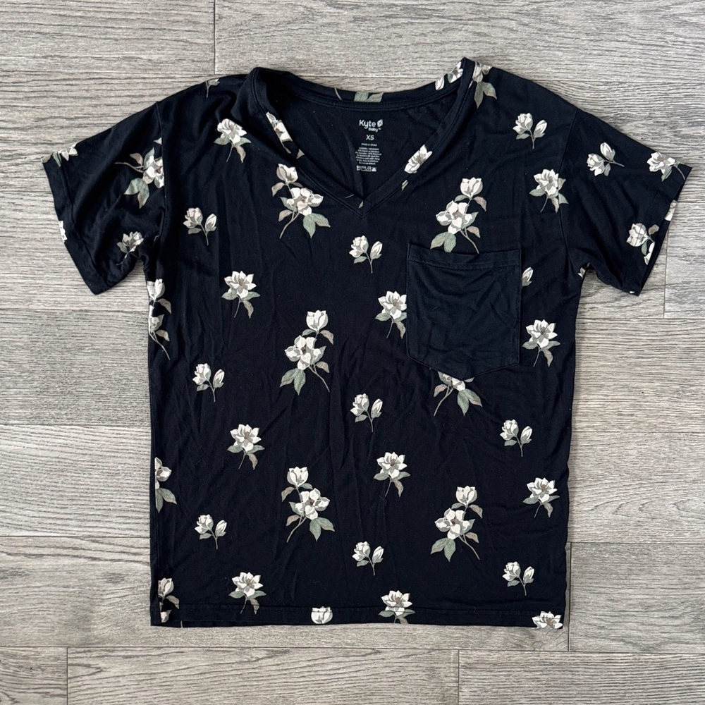 Kyte BABY Black Floral Short Sleeve Tee